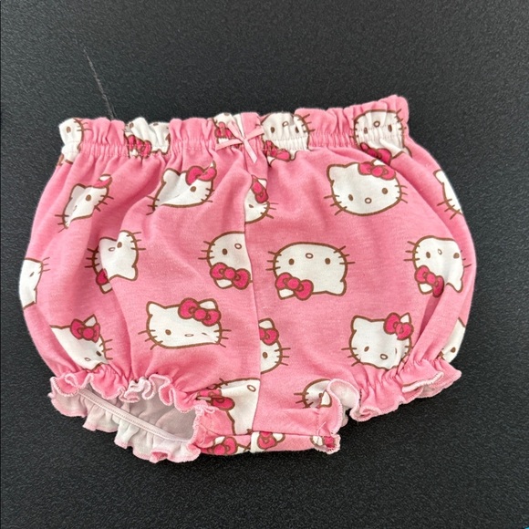 Hello Kitty Pink Diaper Cover - Picture 1 of 2